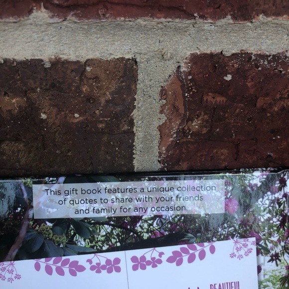 New Pathways Gift Book Of Unique Quotes For Any Occasion - Picture 3 of 5